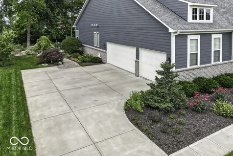 1098 Windsor Estates Court Westfield IN 46074