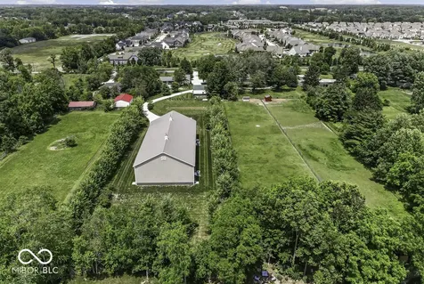 1098 Windsor Estates Court Westfield IN 46074