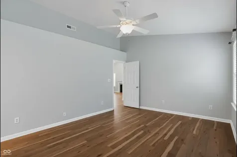 7147 Red Lake Court Indianapolis IN 46217