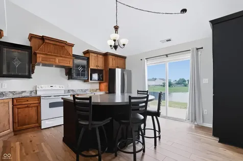 7147 Red Lake Court Indianapolis IN 46217