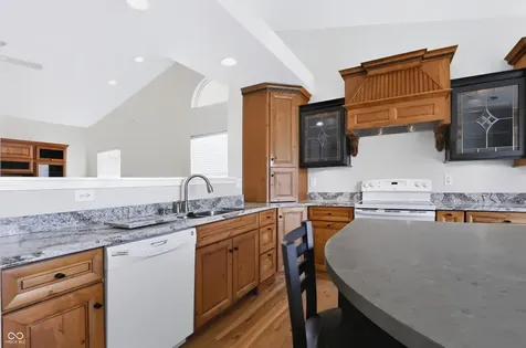 7147 Red Lake Court Indianapolis IN 46217