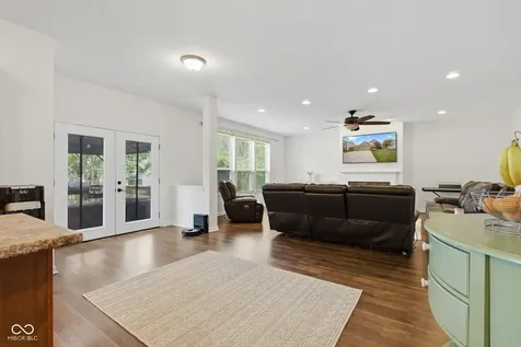 1418 Lavender Lane Greenwood IN 46143