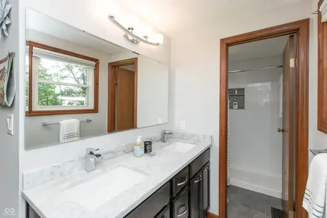 9220 Powderhorn Lane Indianapolis IN 46256