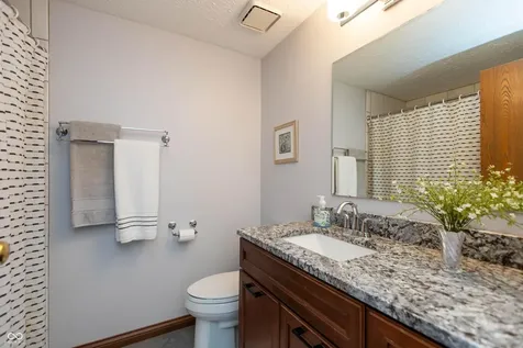 9220 Powderhorn Lane Indianapolis IN 46256
