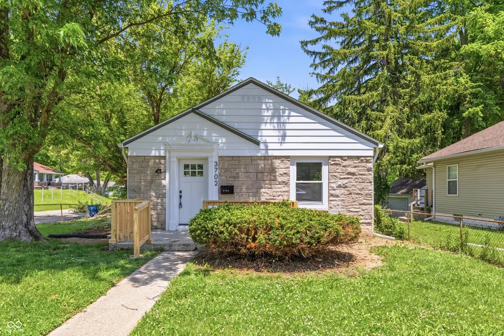 3702 E 35th Street Indianapolis IN 46218