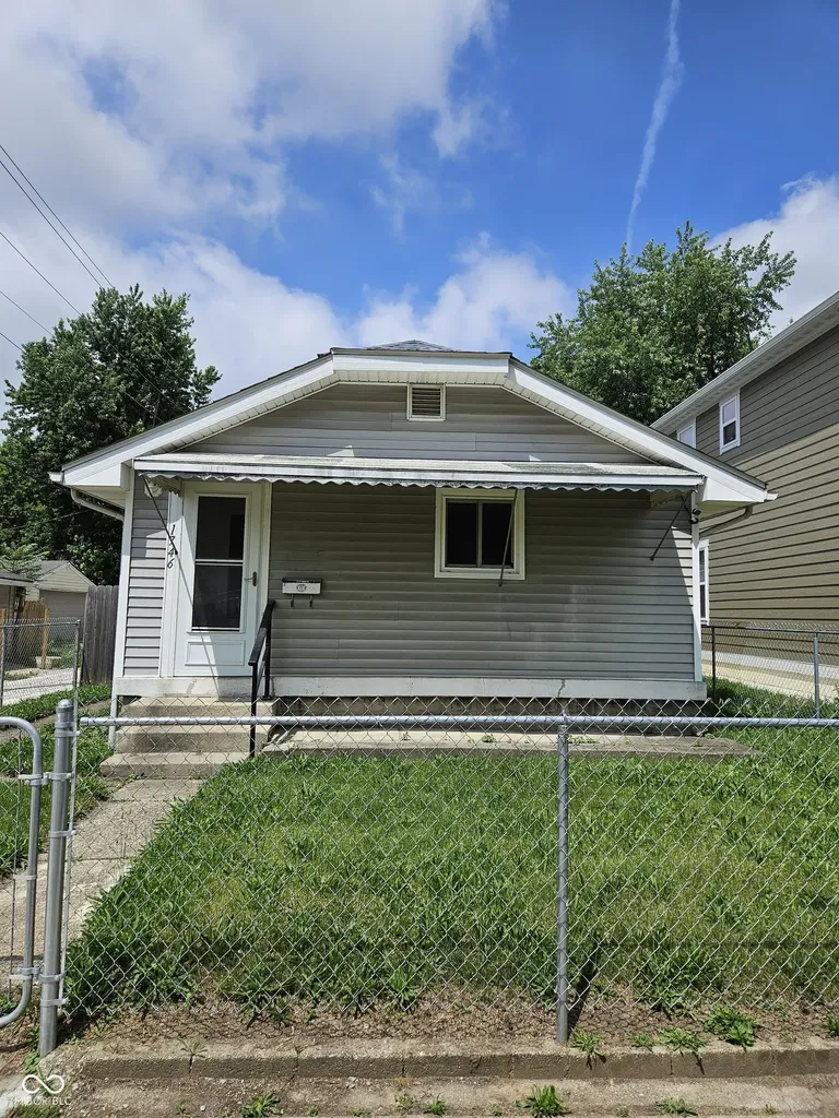 1746 Thaddeus Street Indianapolis IN 46203