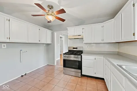 1746 Thaddeus Street Indianapolis IN 46203