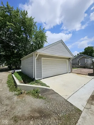 1746 Thaddeus Street Indianapolis IN 46203