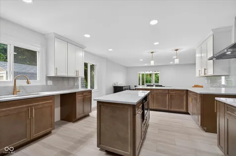 430 W 64th Indianapolis IN 46260