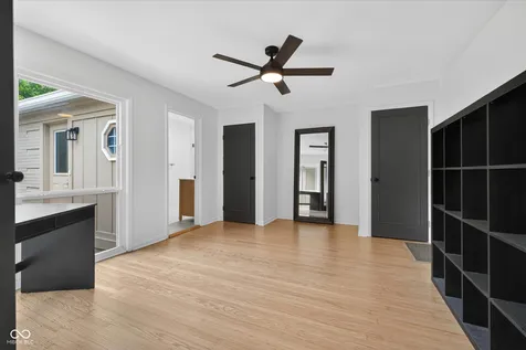 430 W 64th Indianapolis IN 46260