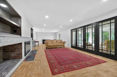 430 W 64th Indianapolis IN 46260