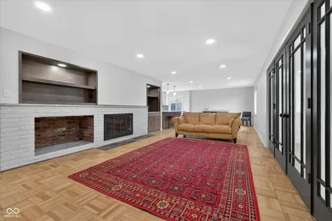 430 W 64th Indianapolis IN 46260
