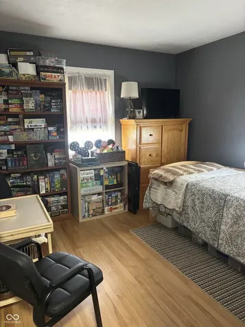 606 E Gatewood Drive Westport IN 47283