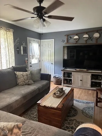 606 E Gatewood Drive Westport IN 47283