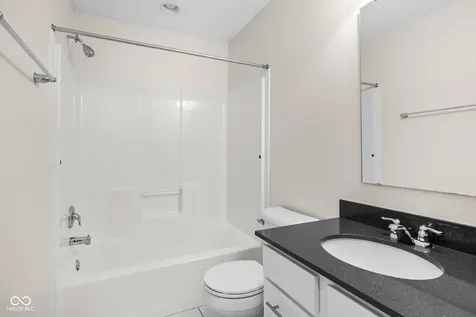 9448 Oakley Drive Indianapolis IN 46260