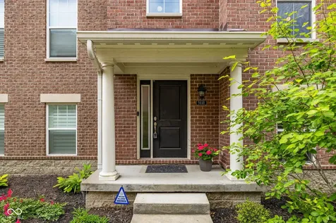 9448 Oakley Drive Indianapolis IN 46260