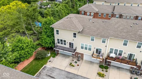 9448 Oakley Drive Indianapolis IN 46260