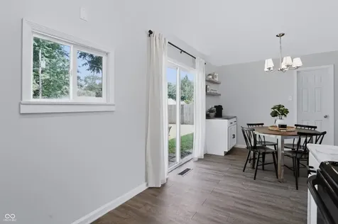 3250 Davis Indianapolis IN 46221