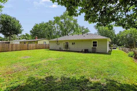 3250 Davis Indianapolis IN 46221