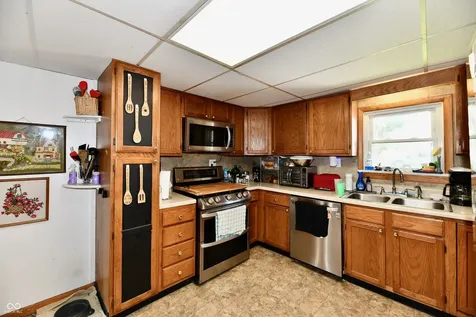 503 E Main Street Arcadia IN 46030
