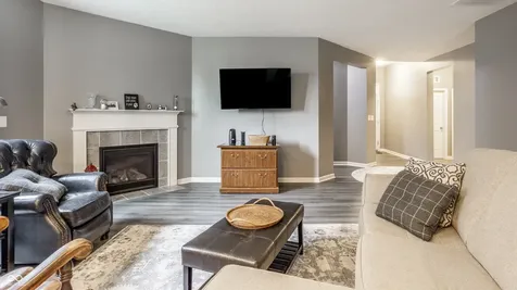 6290 Wonder Lane Whitestown IN 46075