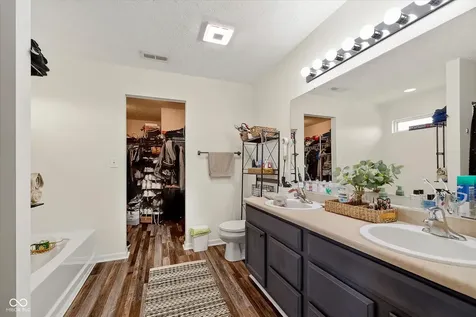 7643 Pipestone Drive Indianapolis IN 46217