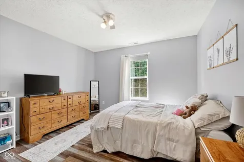 7643 Pipestone Drive Indianapolis IN 46217