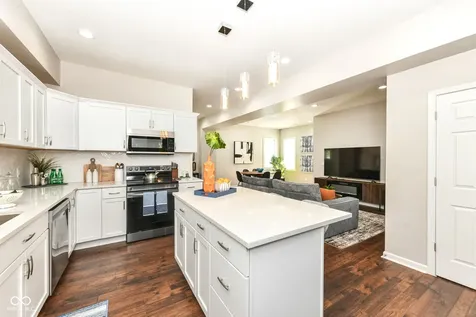 1821 S East Street Indianapolis IN 46225