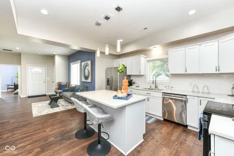 1821 S East Street Indianapolis IN 46225