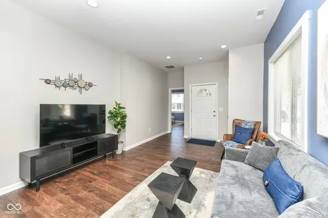 1821 S East Street Indianapolis IN 46225