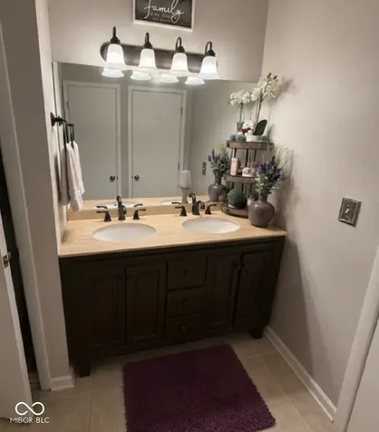 4422 Abby Creek Lane Indianapolis IN 46205