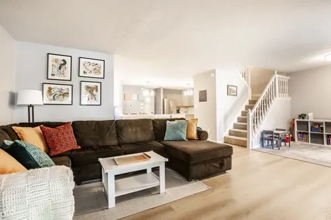 9230 Sea Pine Lane Indianapolis IN 46250