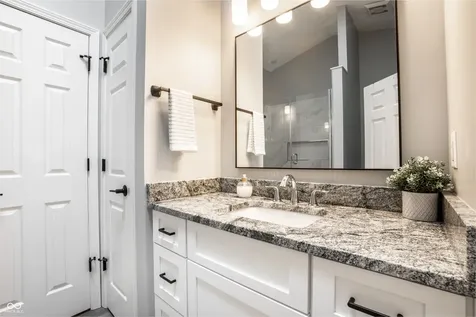 9230 Sea Pine Lane Indianapolis IN 46250