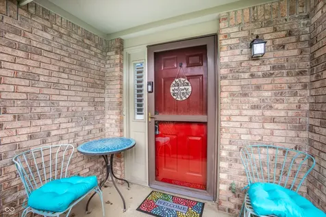 9230 Sea Pine Lane Indianapolis IN 46250