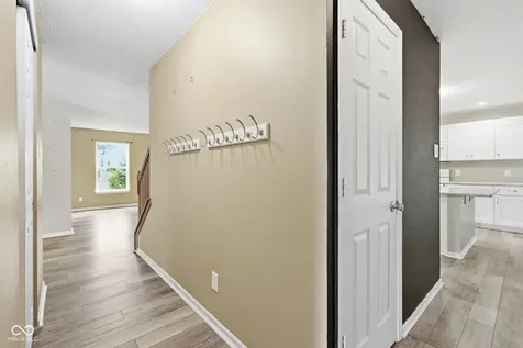 10180 Eagle Eye Way Indianapolis IN 46234