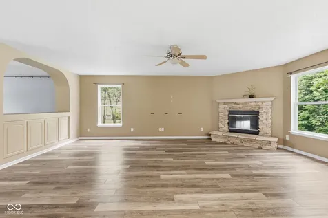 10180 Eagle Eye Way Indianapolis IN 46234