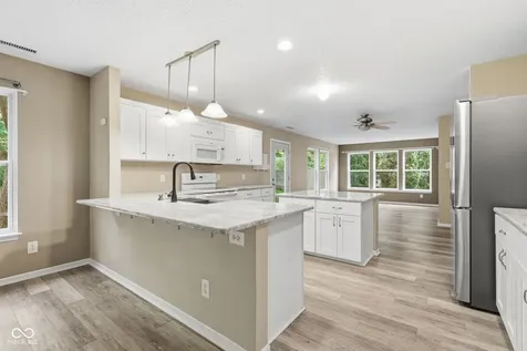 10180 Eagle Eye Way Indianapolis IN 46234