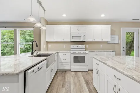 10180 Eagle Eye Way Indianapolis IN 46234
