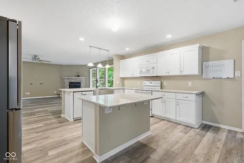 10180 Eagle Eye Way Indianapolis IN 46234