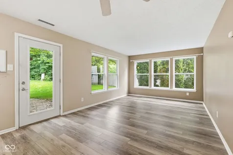 10180 Eagle Eye Way Indianapolis IN 46234