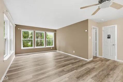 10180 Eagle Eye Way Indianapolis IN 46234