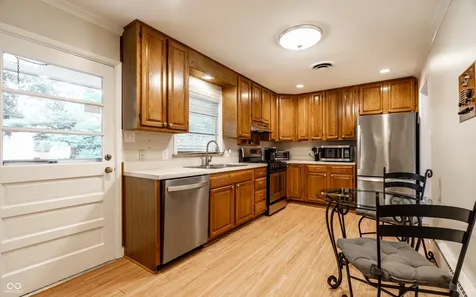 8071 Allisonville Road Indianapolis IN 46250