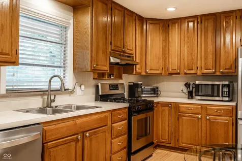 8071 Allisonville Road Indianapolis IN 46250