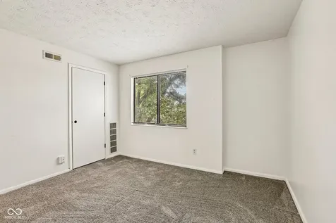 4341 Village Parkway Circle W Indianapolis IN 46254