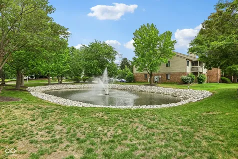 4341 Village Parkway Circle W Indianapolis IN 46254