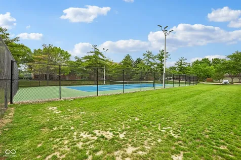 4341 Village Parkway Circle W Indianapolis IN 46254