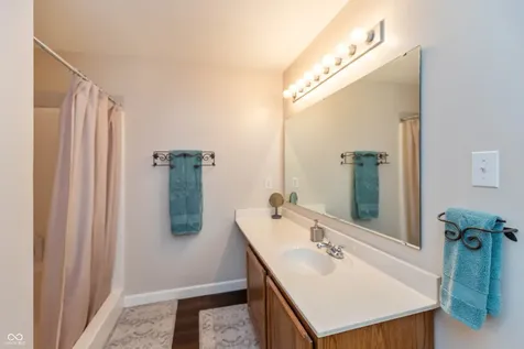 2426 Manita Drive Indianapolis IN 46234