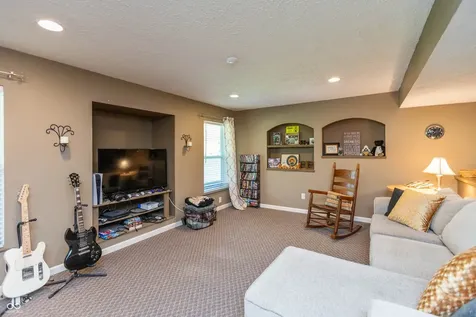 2426 Manita Drive Indianapolis IN 46234