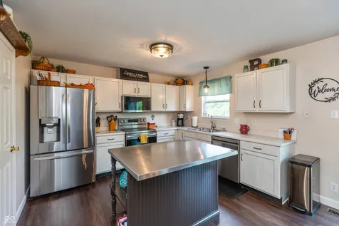 2426 Manita Drive Indianapolis IN 46234