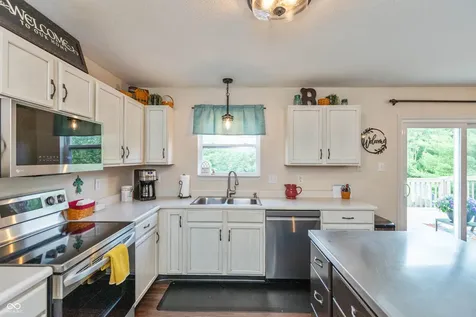 2426 Manita Drive Indianapolis IN 46234